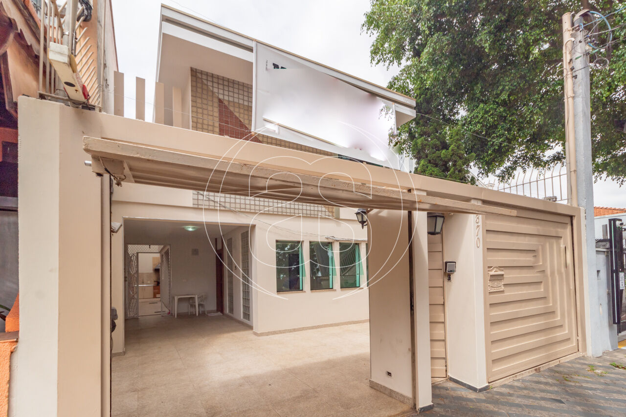 Bela casa comercial à venda em Moema Índios, com 6,40X20m² e Z.: ZER-1!
