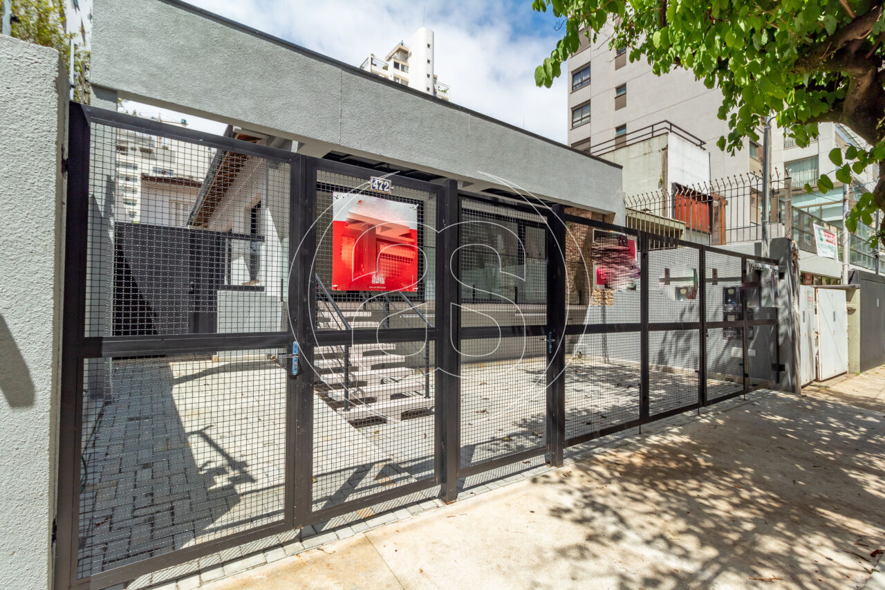 Casa residencial para locação em Moema Pássaros com 30X10m² e Z.: ZEU