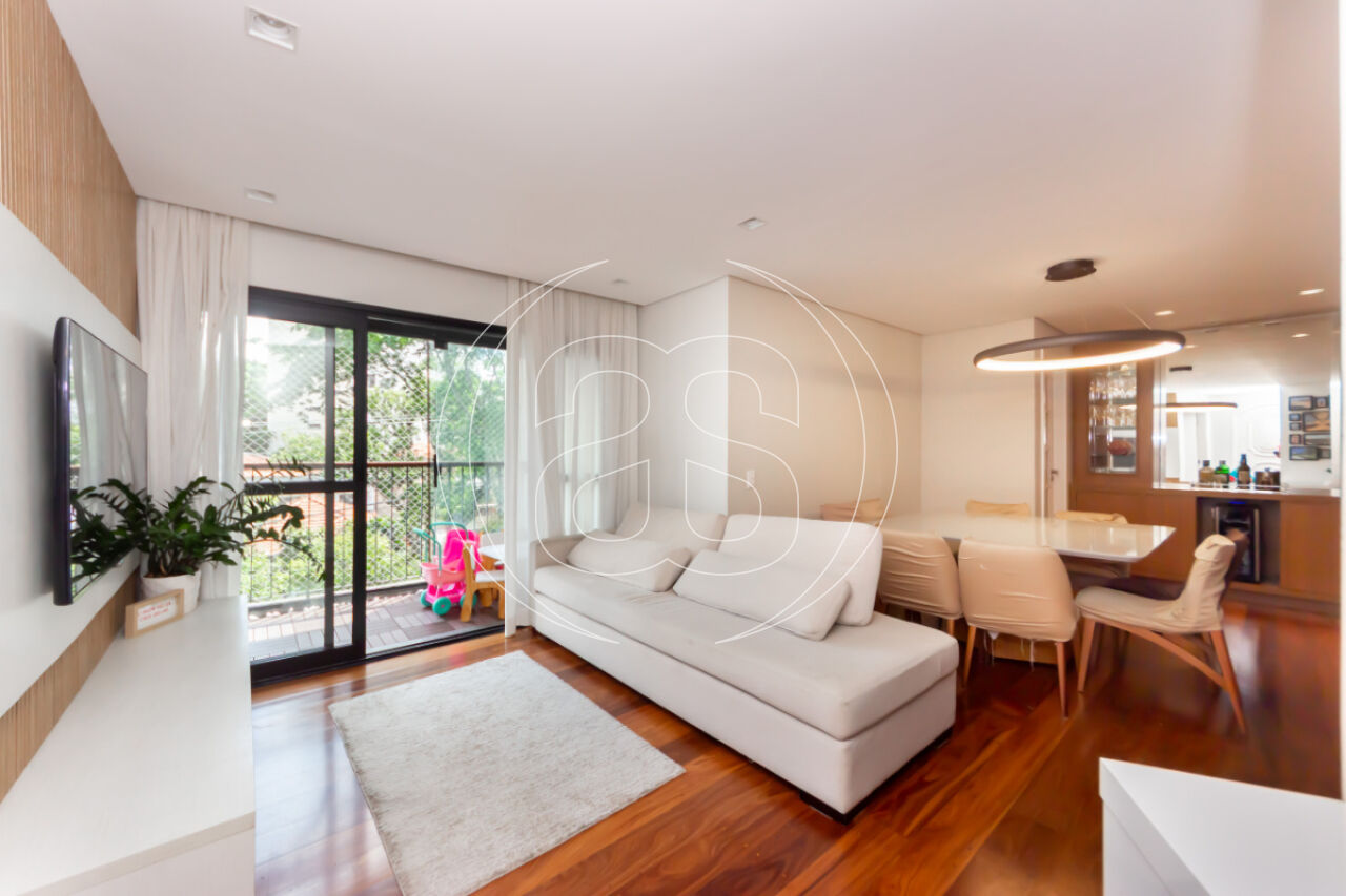 APARTAMENTO À VENDA EM MOEMA COM 118m², 3 QUARTOS SENDO 1 SUÍTE E 2 VAGAS DE GARAGEM