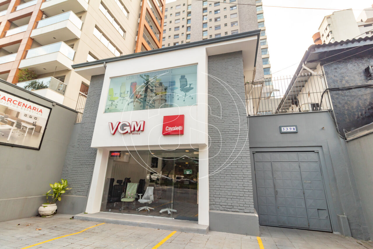 Casa Comercial para Locação no Brooklin com 4 Vagas e Excelente Localização