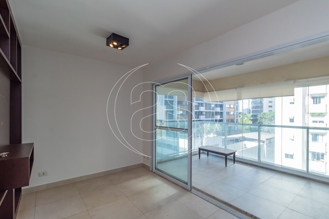 Apartamento Mobiliado para Locação no Campo Belo ? Unidade Reformada em Localização Privilegiada