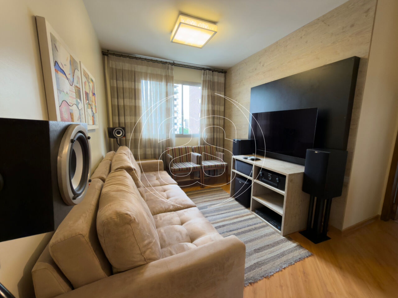 APARTAMENTO À VENDA EM MOEMA COM 77M², 3 QUARTOS SENDO 1 SUÍTE E 1 VAGA DE GARAGEM