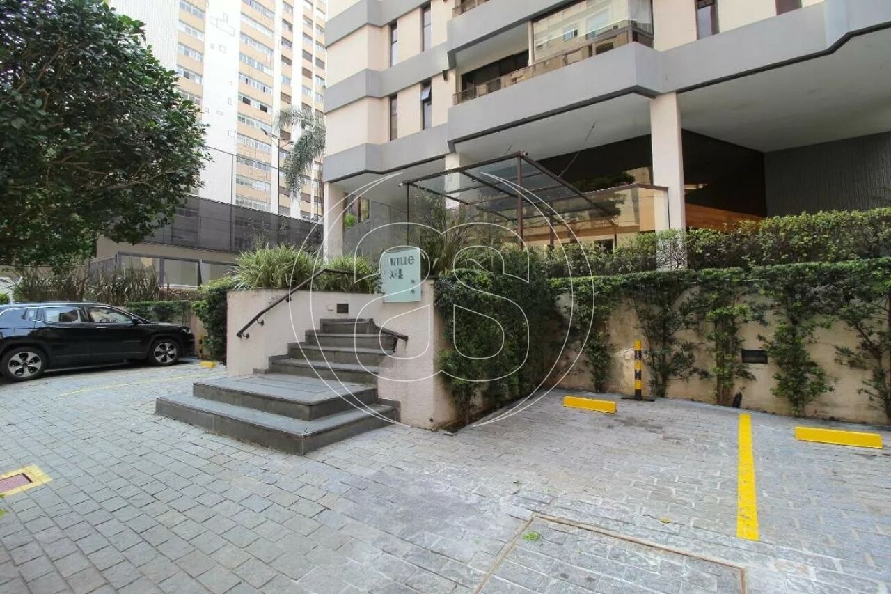 Apartamento à venda no Itaim Bibi, localizado na charmosa Rua Jacurici, em uma das regiões mais valo