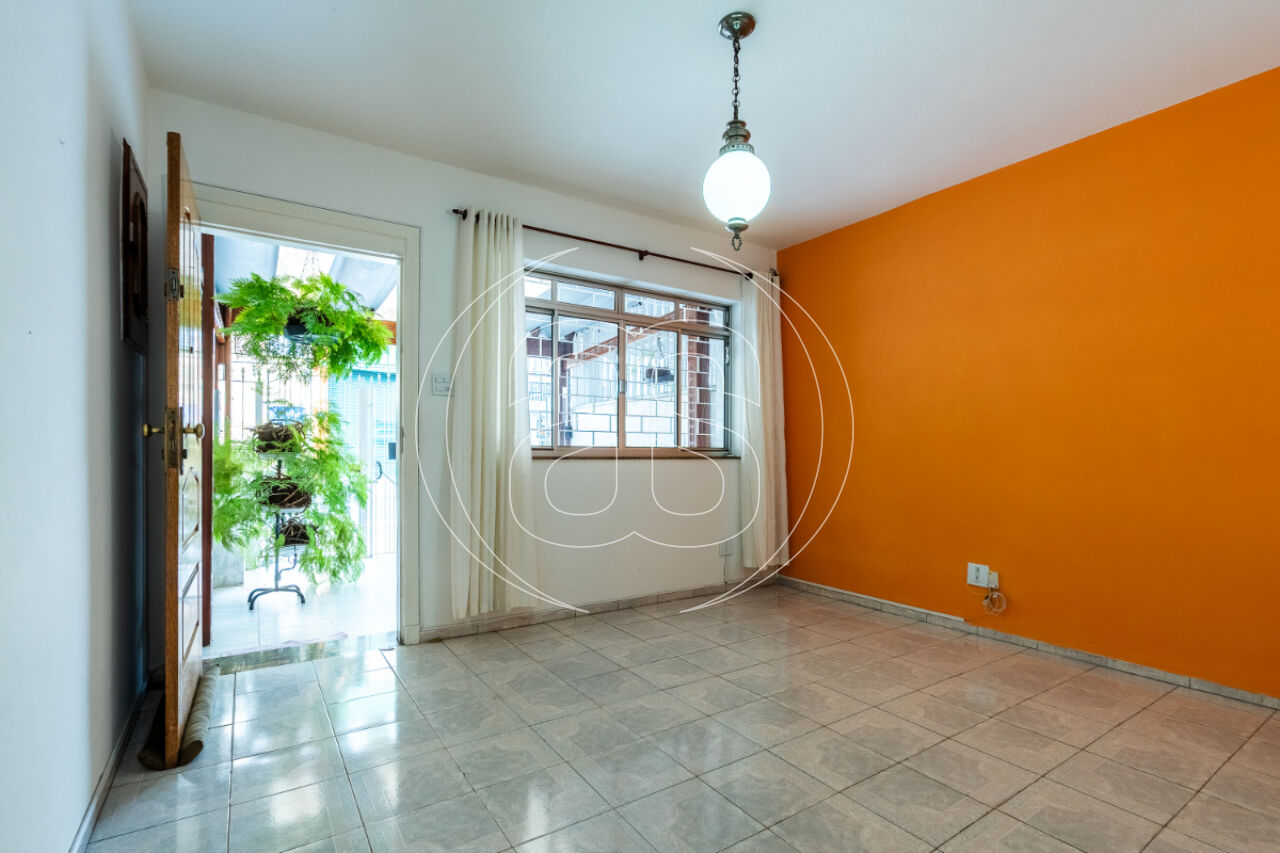 EXCELENTE CASA A VENDA NA SAUDE