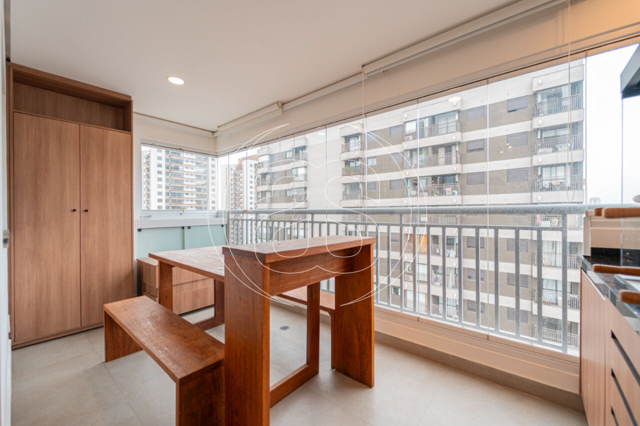 Apartamento com 65m² à venda na Rua das Flechas, Jardim Prudência - Totalmente reformado