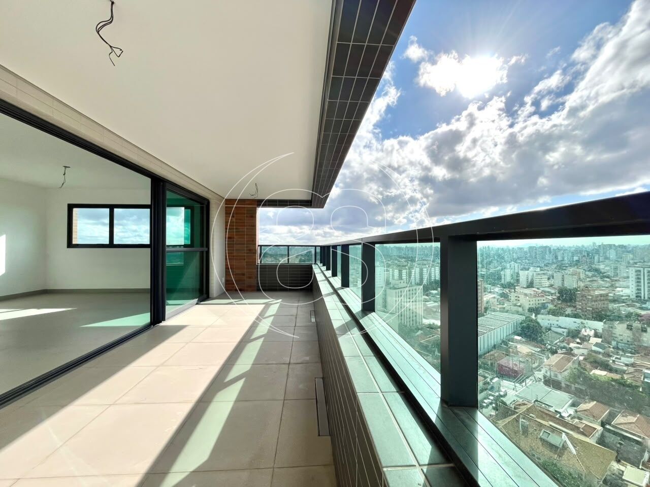 3 SUITES - 127M² - 2 VAGAS - SAÚDE