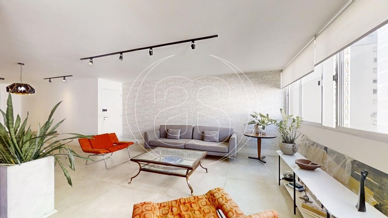 Apartamento Amplo e Iluminado com Planta Flexível, Piscina e Salão de Festas