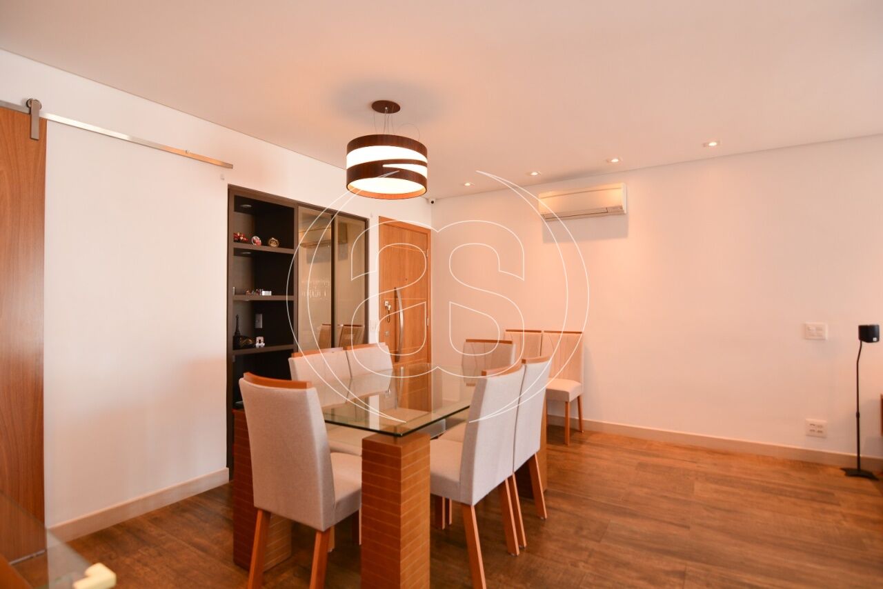 Apartamento de 125 m² com 3 dormitórios (1 suíte), e lazer completo em Moema