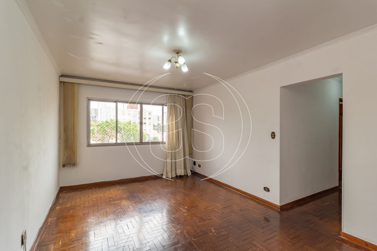 Apartamento de 87 m² na Luís Góis: Espaço, Conforto e Localização Privilegiada