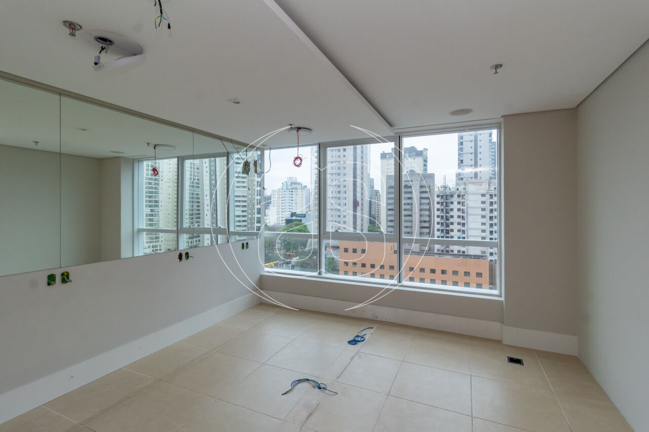 Sala Comercial para Locação em Moema Pássaros ? 136m², 7 Salas e 4 Vagas