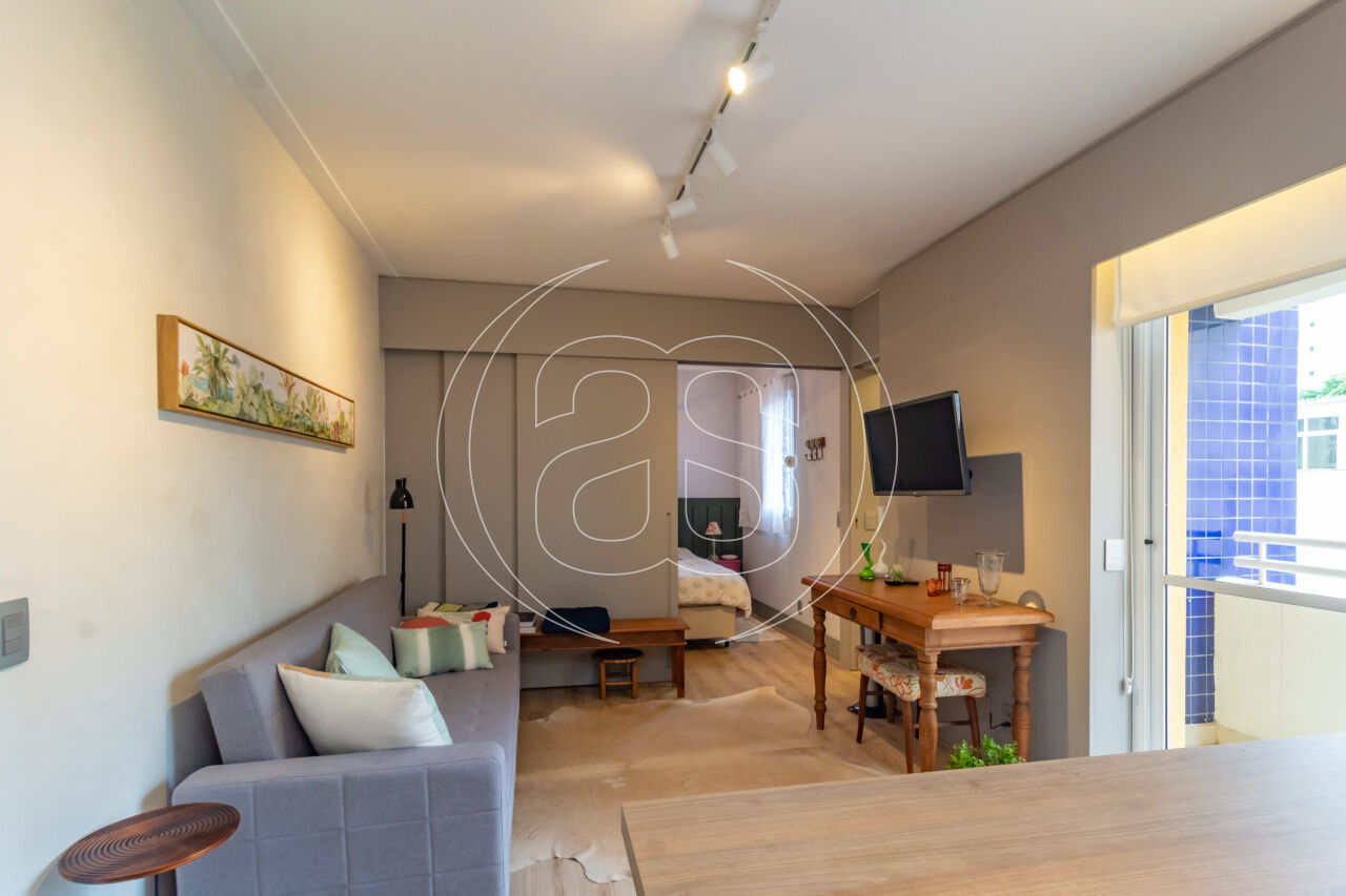 Apartamento reformado de 35m² em Moema Índios | Armários embutidos e cozinha equipada