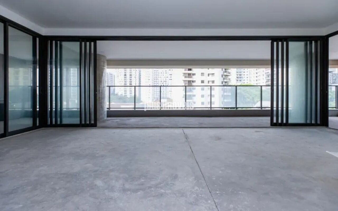Apartamento, 3 quartos, 210 m² - Foto 1