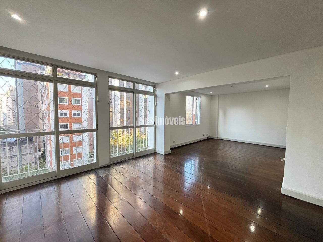 Apartamento, 3 quartos, 143 m² - Foto 1