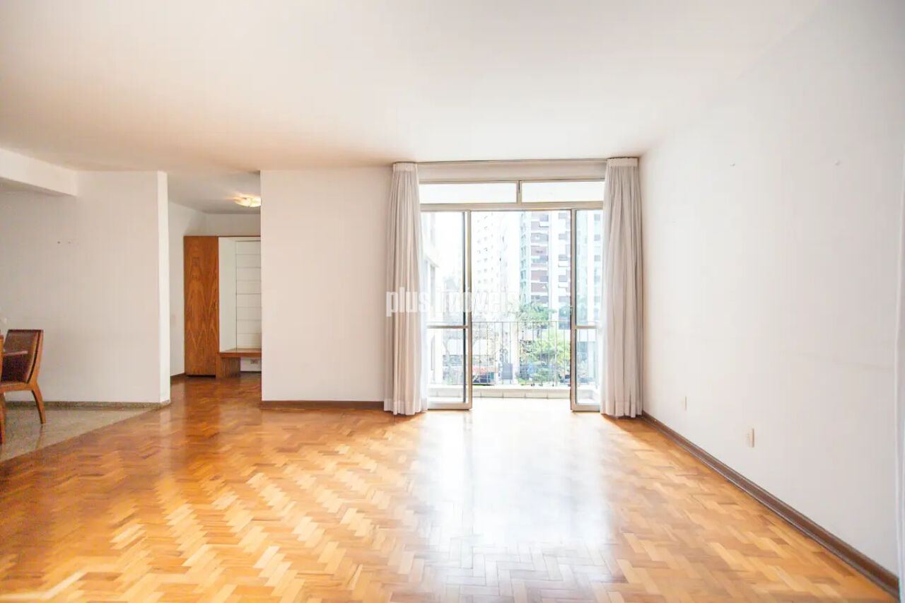 Apartamento, 3 quartos, 216 m² - Foto 2