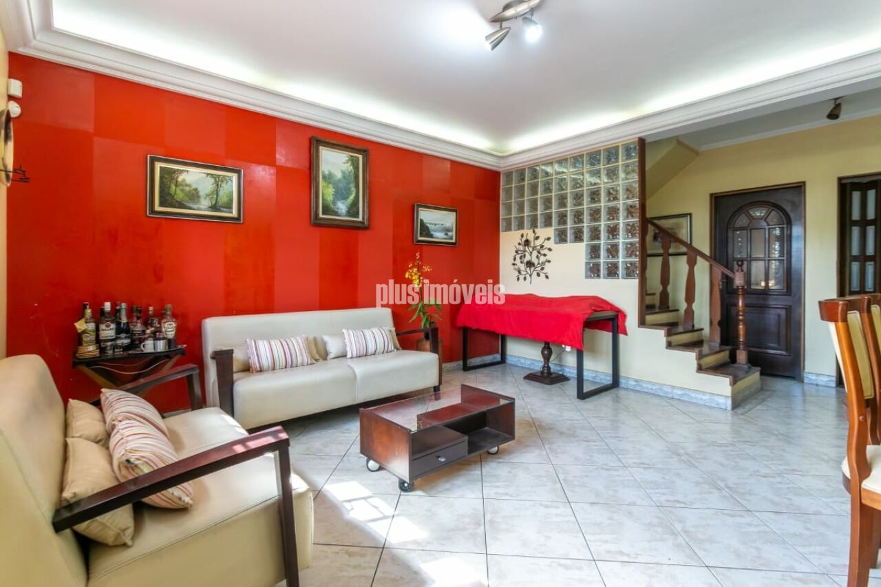 Casa, 4 quartos, 140 m² - Foto 1