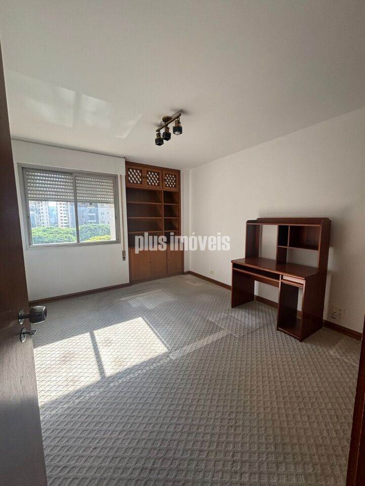 Apartamento, 3 quartos, 205 m² - Foto 2
