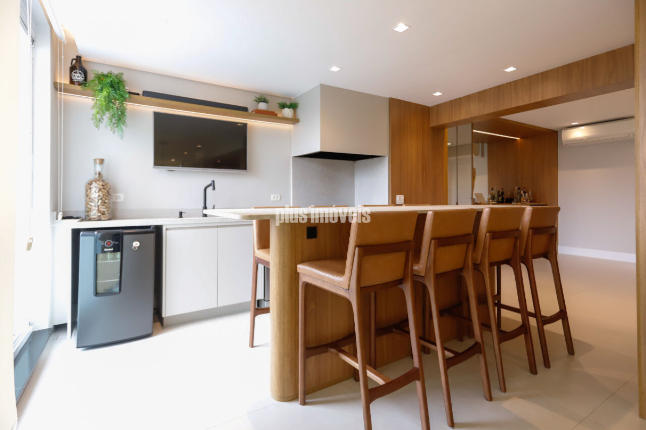 Apartamento, 4 quartos, 202 m² - Foto 2