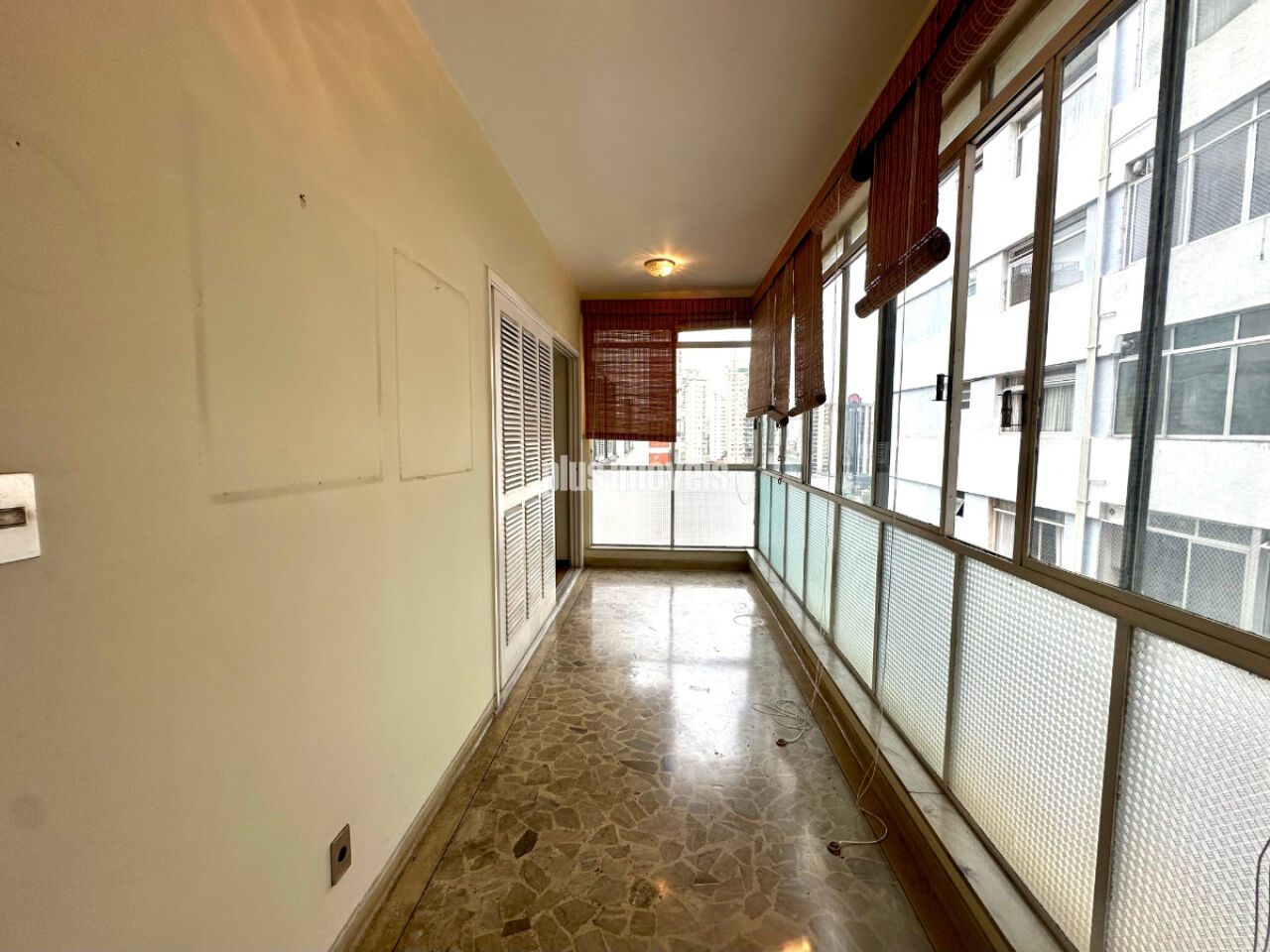 Apartamento, 3 quartos, 260 m² - Foto 2