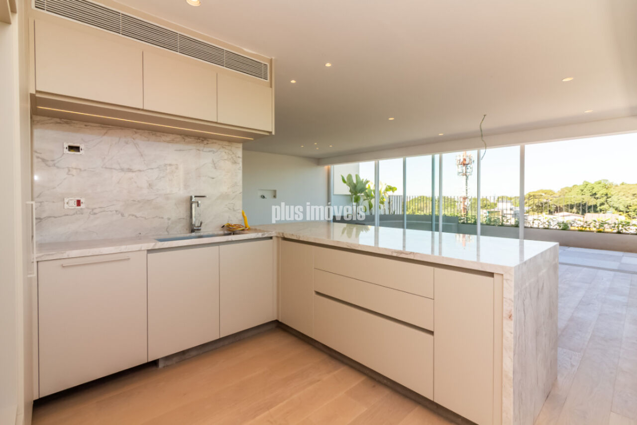 Apartamento, 3 quartos, 220 m² - Foto 2