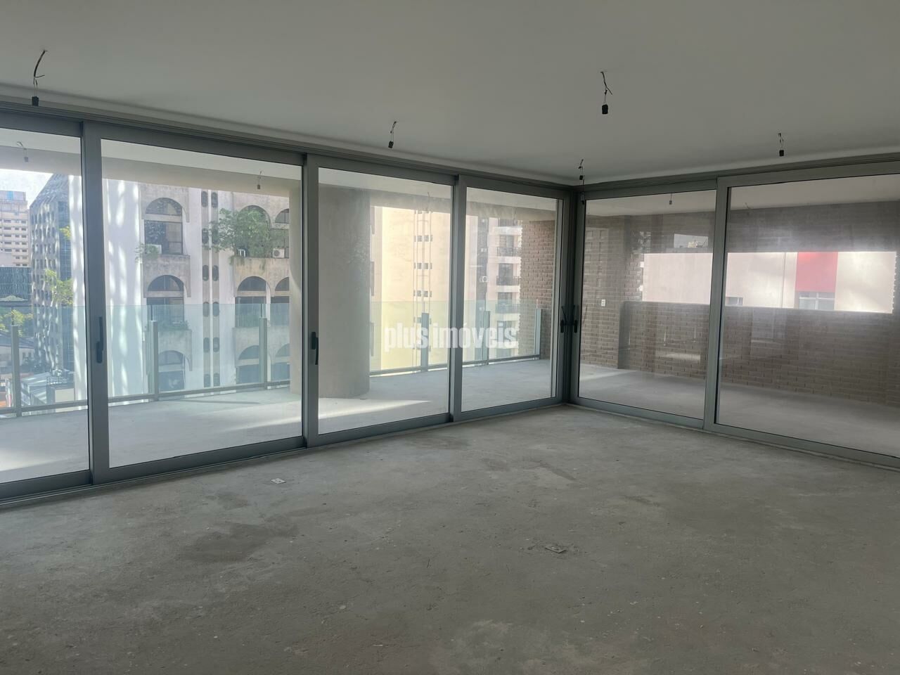 Apartamento, 4 quartos, 335 m² - Foto 1