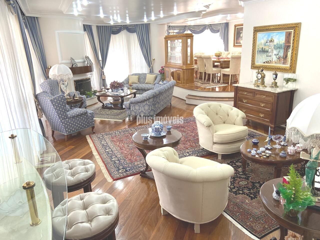 Apartamento, 3 quartos, 215 m² - Foto 1