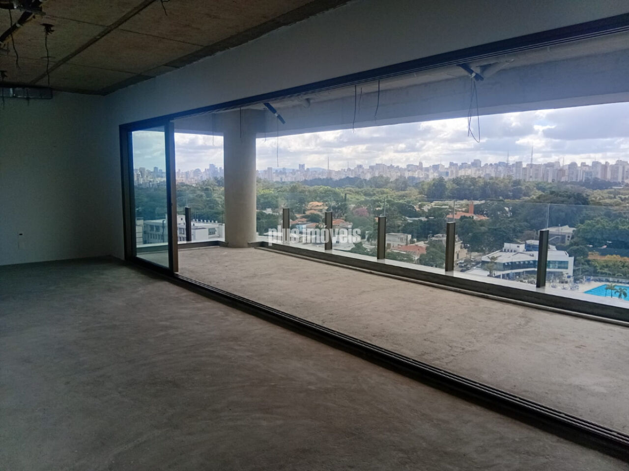 Apartamento, 3 quartos, 240 m² - Foto 2