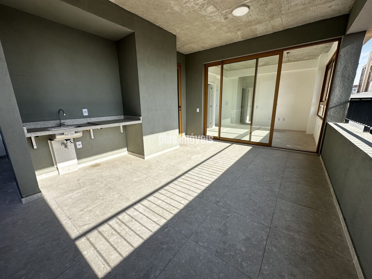 Apartamento, 3 quartos, 107 m² - Foto 2