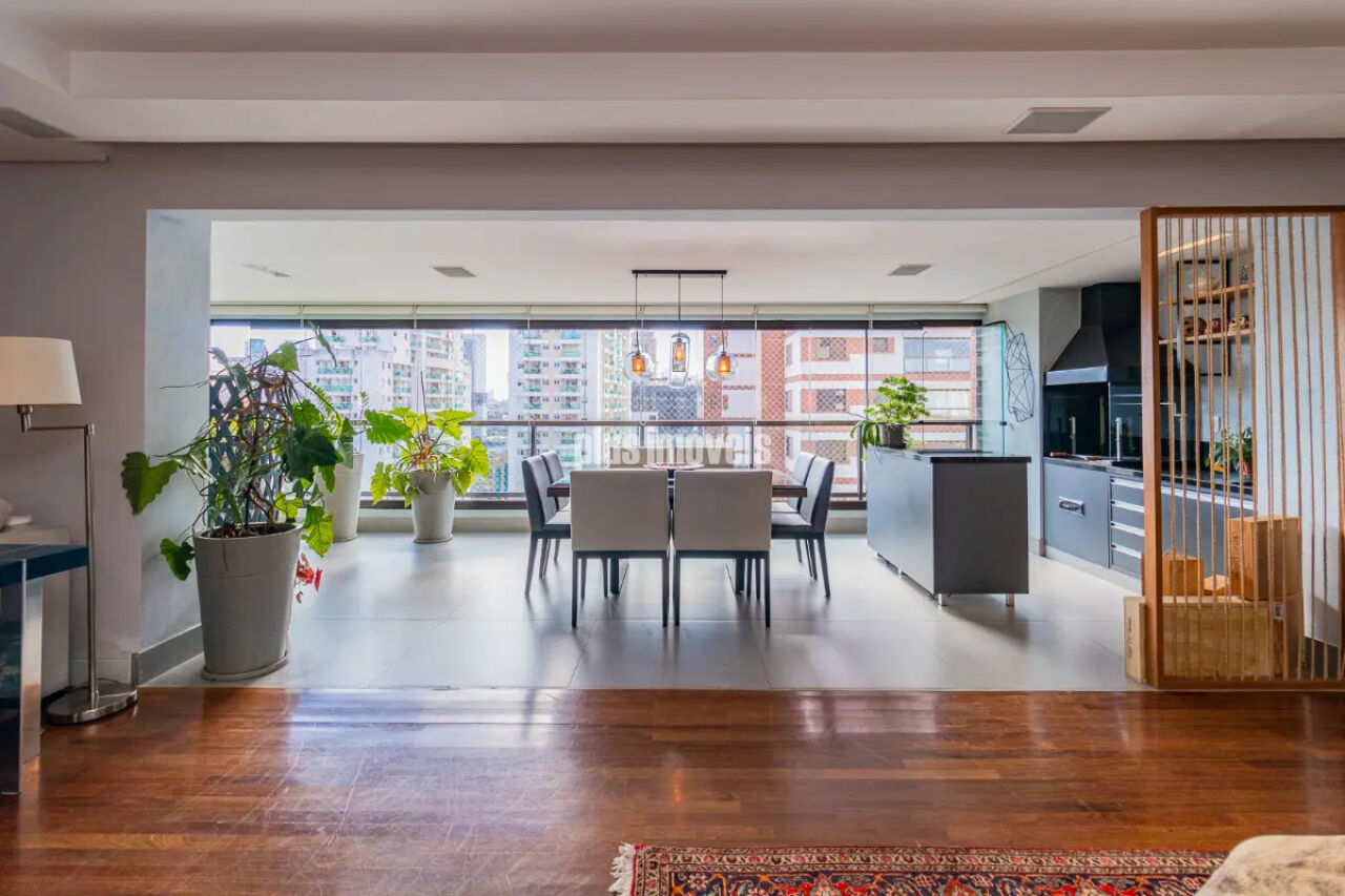 Apartamento, 3 quartos, 209 m² - Foto 2
