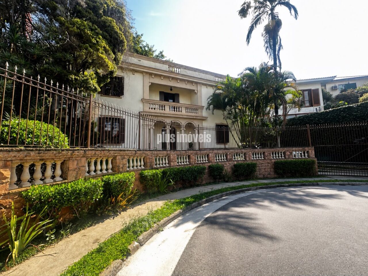 Casa, 4 quartos, 440 m² - Foto 1
