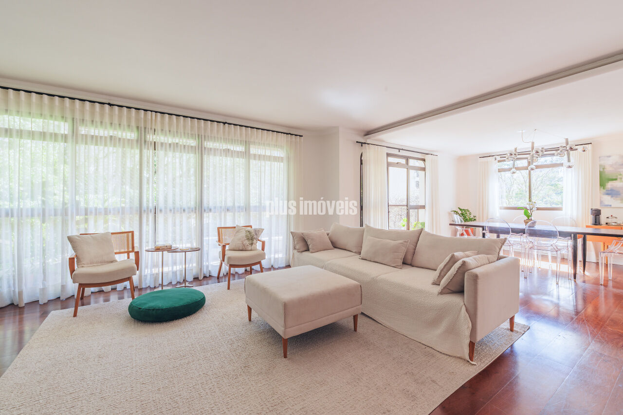 Apartamento à venda com 208m², 3 quartos e 3 vagas - Itaim Bibi