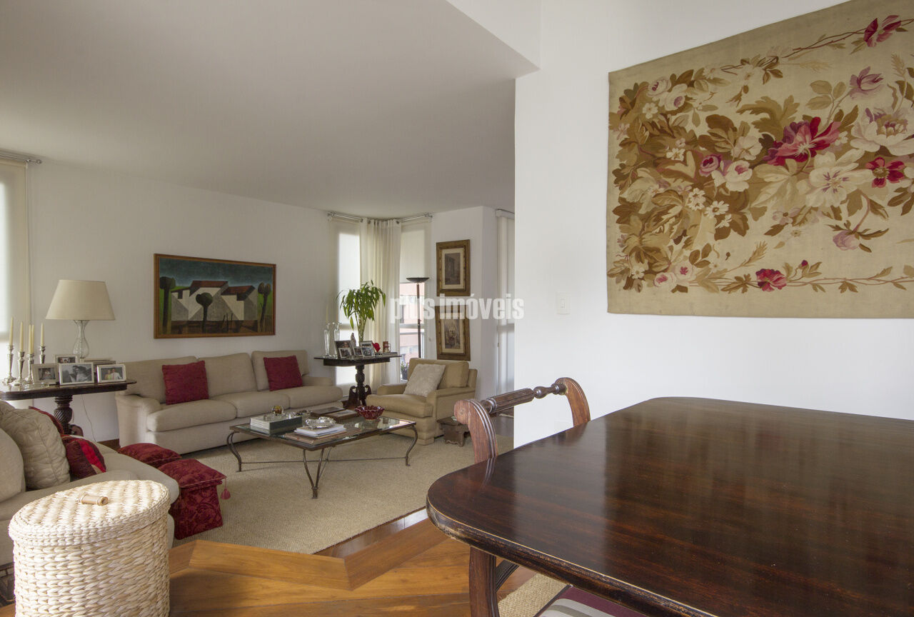 Apartamento, 3 quartos, 196 m² - Foto 1