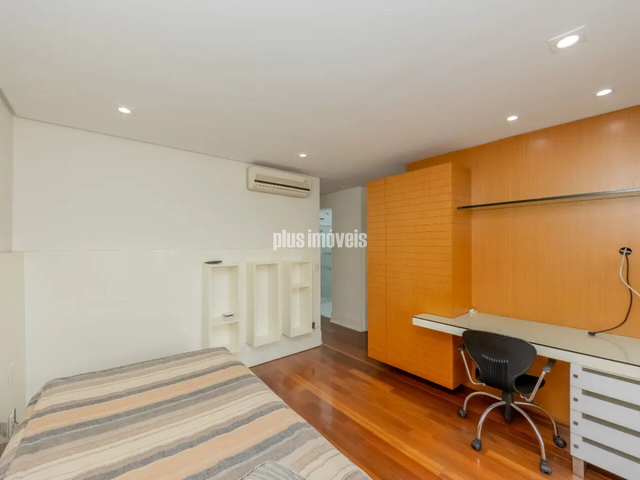 Casa, 4 quartos, 391 m² - Foto 32
