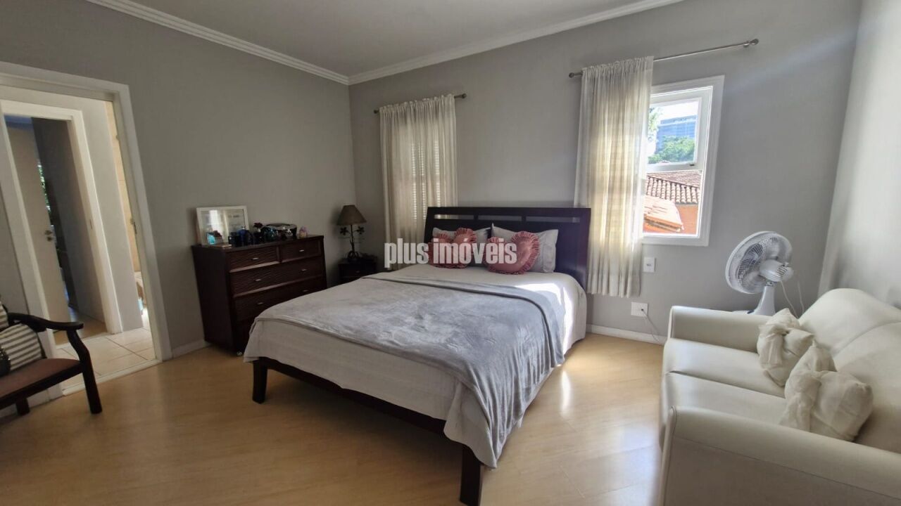 Casa, 3 quartos, 223 m² - Foto 11