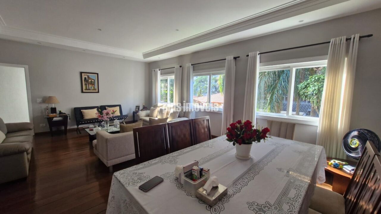 Casa, 3 quartos, 223 m² - Foto 2