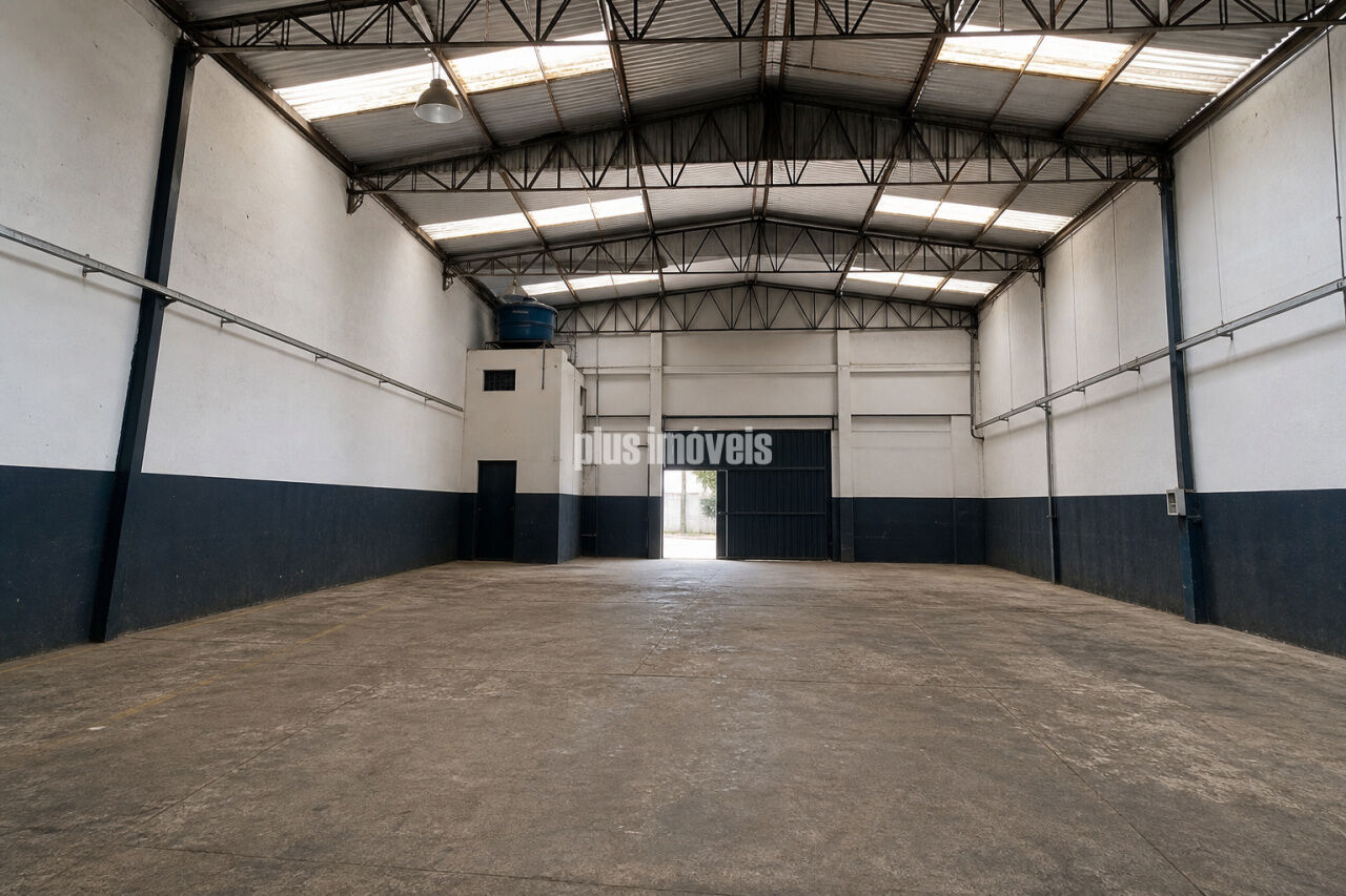 Depósito-Galpão, 700 m² - Foto 1