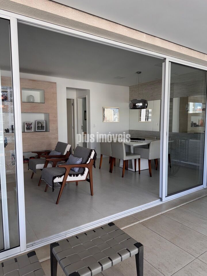 Apartamento, 3 quartos, 168 m² - Foto 2
