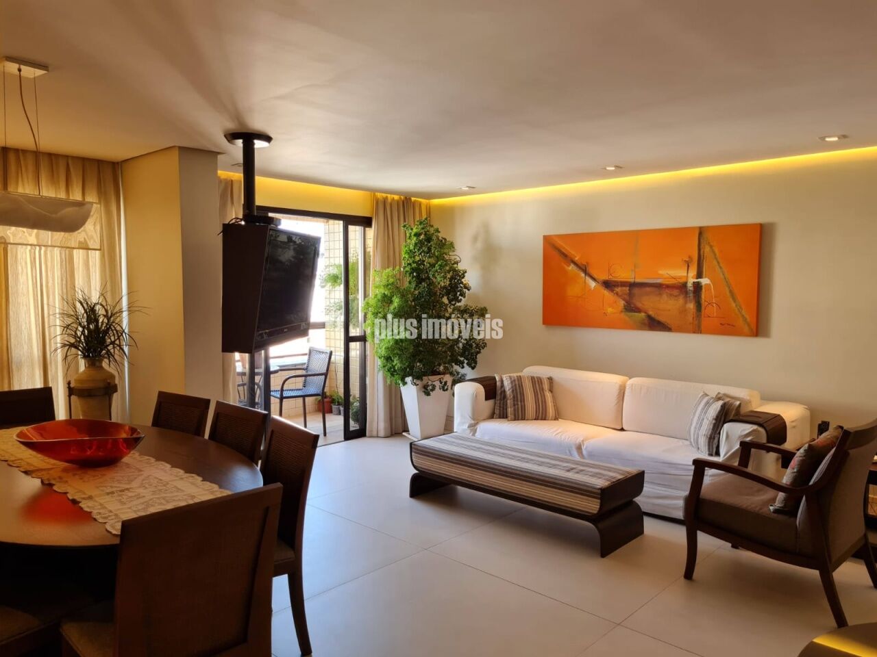 Apartamento, 3 quartos, 216 m² - Foto 1