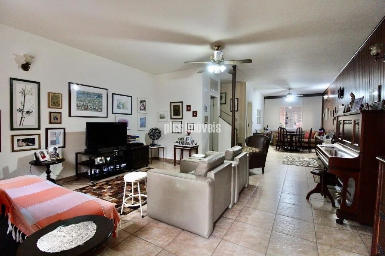 Casa, 3 quartos, 220 m² - Foto 1