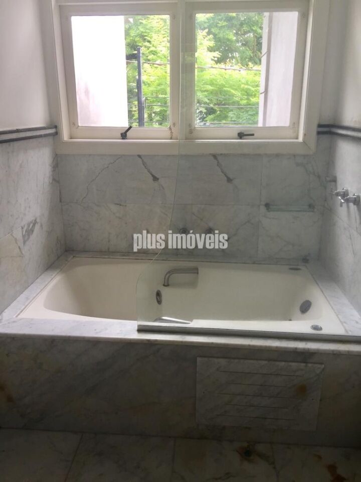 Casa, 4 quartos, 310 m² - Foto 17
