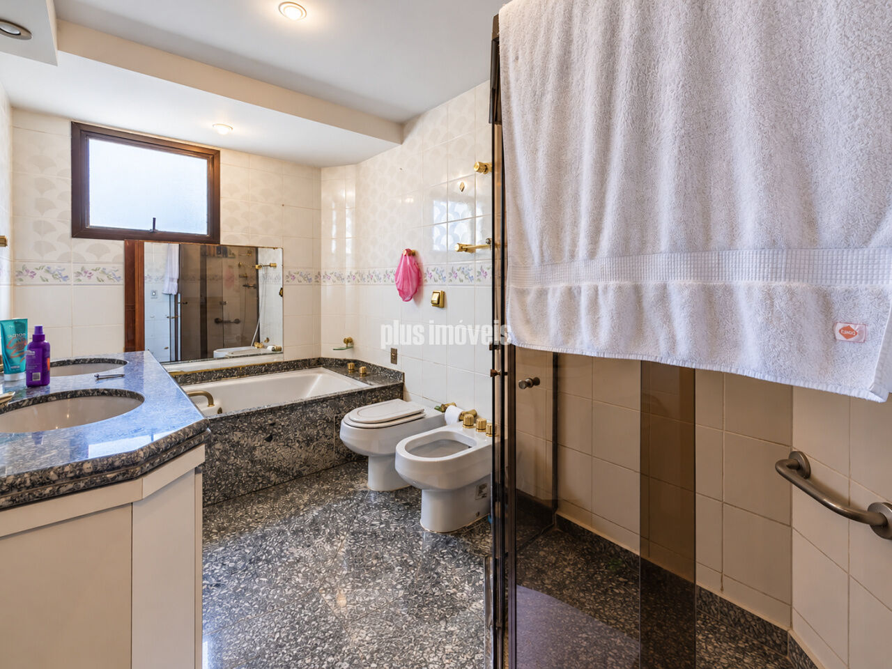 Apartamento, 3 quartos, 230 m² - Foto 32