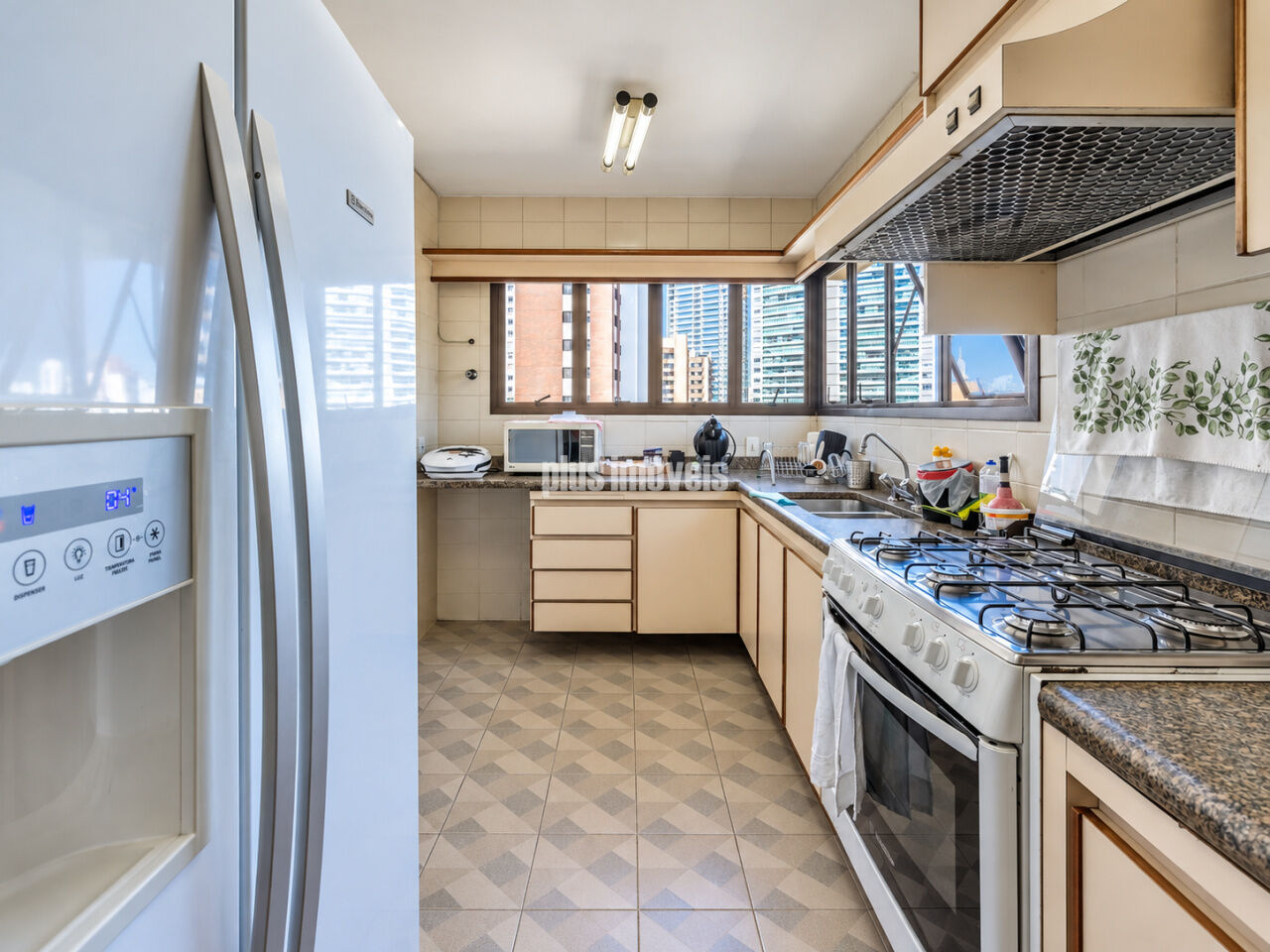 Apartamento, 3 quartos, 230 m² - Foto 44