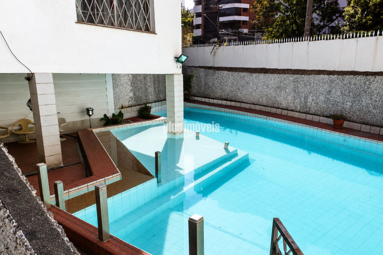Casa, 12 quartos, 220 m² - Foto 1