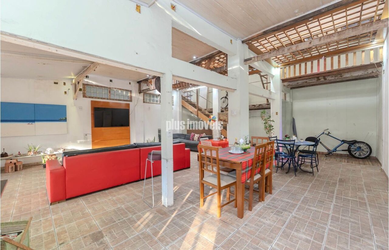 Casa, 1 quarto, 380 m² - Foto 1