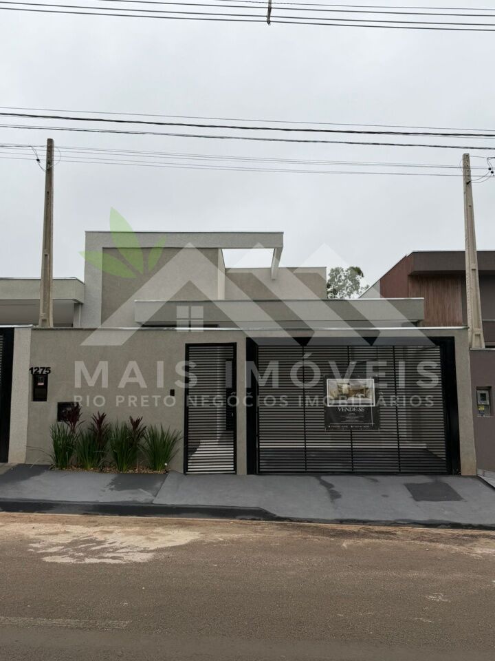 Casa Térrea para Venda - Centro