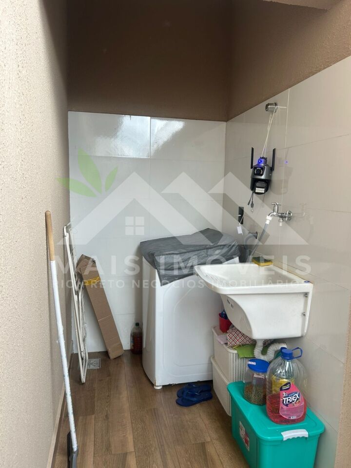 Casa Térrea para Venda - Estância Jóckei Club