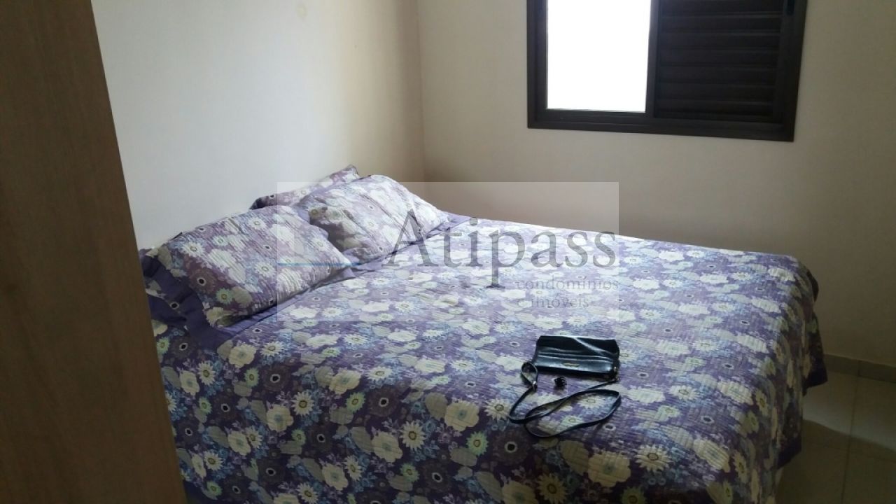DORMITÓRIO CASAL COM ARMÁRIO