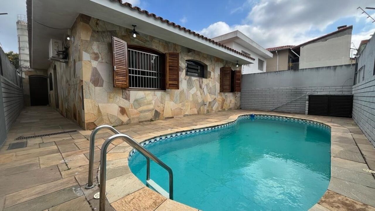 Casa Assobradada para Venda - Jardim das Flores
