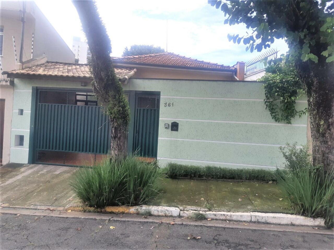 Casa Térrea para Venda - BOSQUE DA SAÚDE