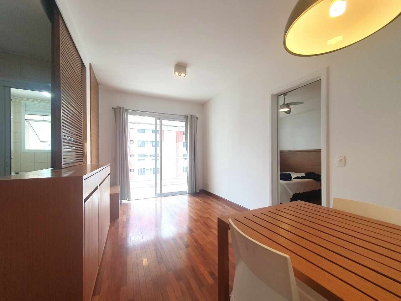 Apartamento para Locação - CIDADE MONÇÕES