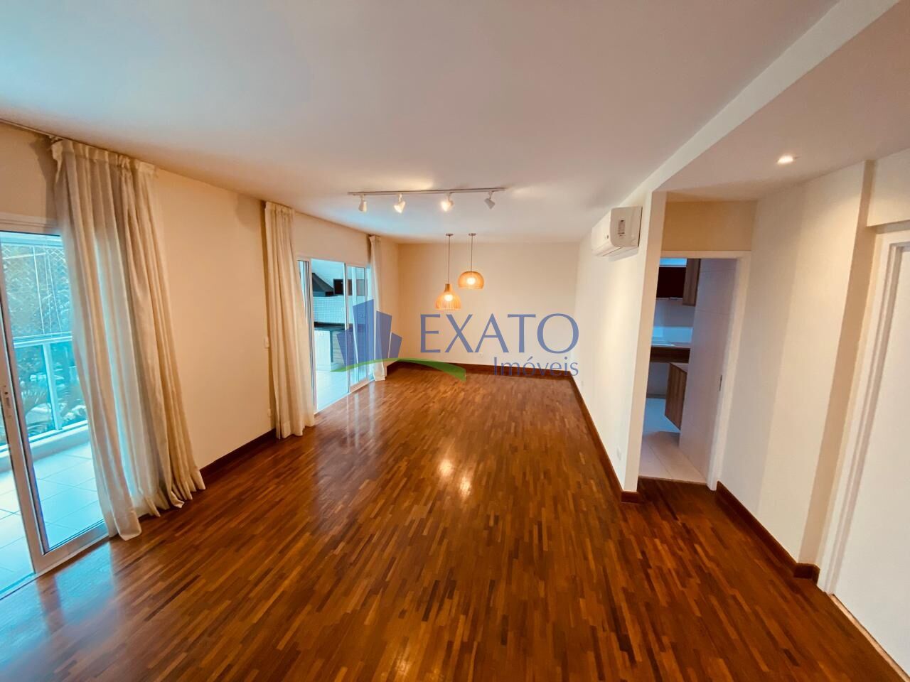 Apartamento, 3 quartos, 158 m² - Foto 2